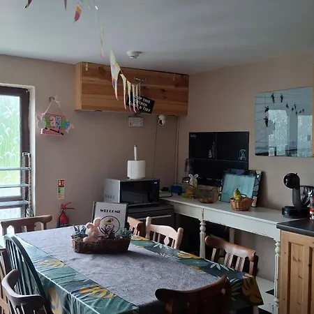 Artisthostel Hostel