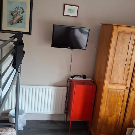Artisthostel Hostel Letterkenny
